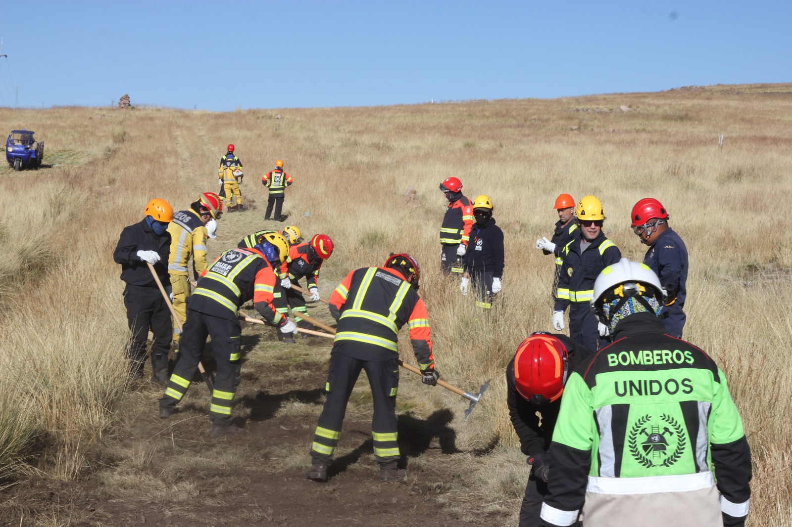 Equipo BUSF Perú en acción